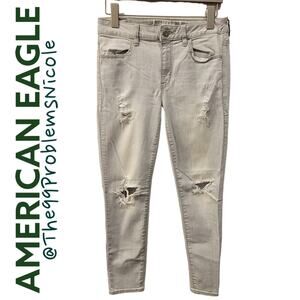 American Eagle Super Stretch Midrise Ripped Ankle Jeggings